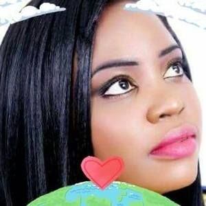 Meet your Posher, Juliann juliea